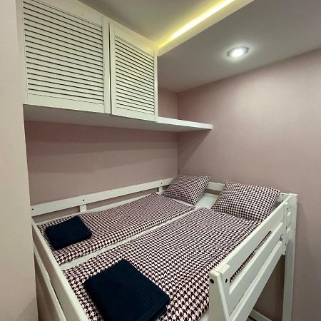 Deluxe Sapphire Residency - 4 Bedrooms Budapest Bagian luar foto