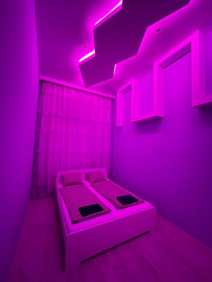 Deluxe Sapphire Residency - 4 Bedrooms Budapest Bagian luar foto