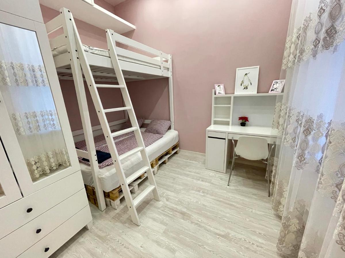 Deluxe Sapphire Residency - 4 Bedrooms Budapest Bagian luar foto